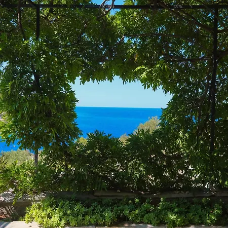 Seaside House Kanica, - 24746 Сasa de vacaciones Rogoznica (Sibenik-Knin)